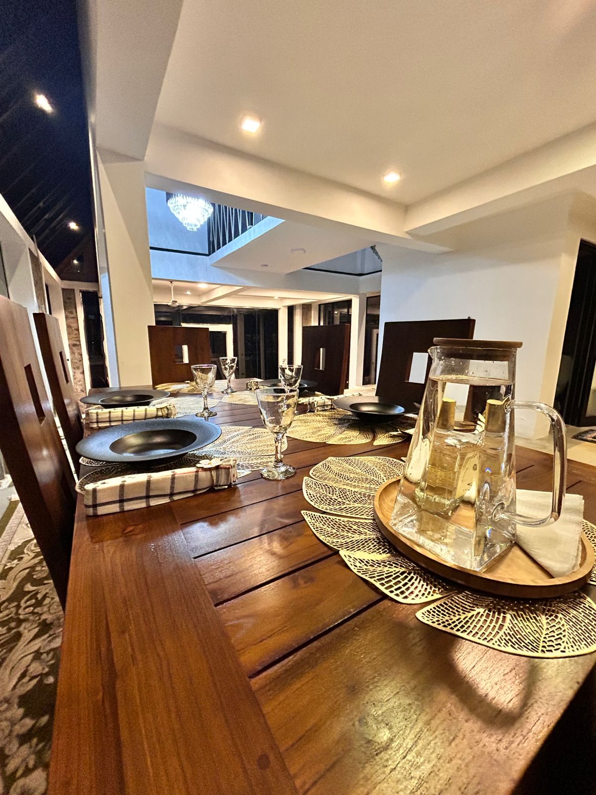 e1353b36-f67f-432b-894b-7397f64032c4